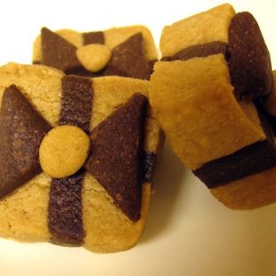 Peanut Butter & Chocolate Shortbread